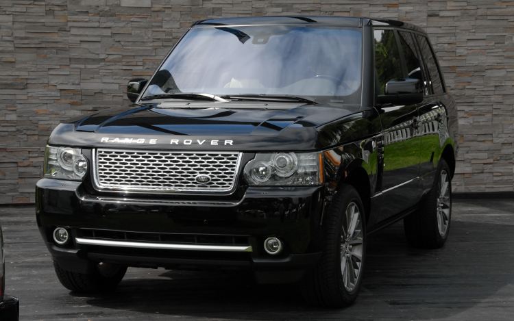 2011 Range Rover Autobiography Gets Even More Exclusive In Black
