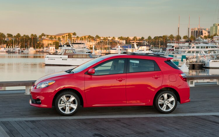 Refreshed 2011 Toyota Matrix Gets Restyled Wheels Improved
