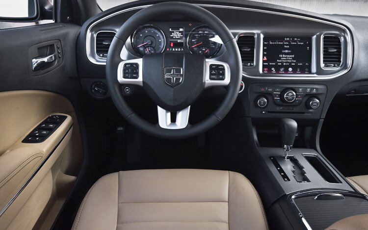 2011 Dodge Charger R T Interior