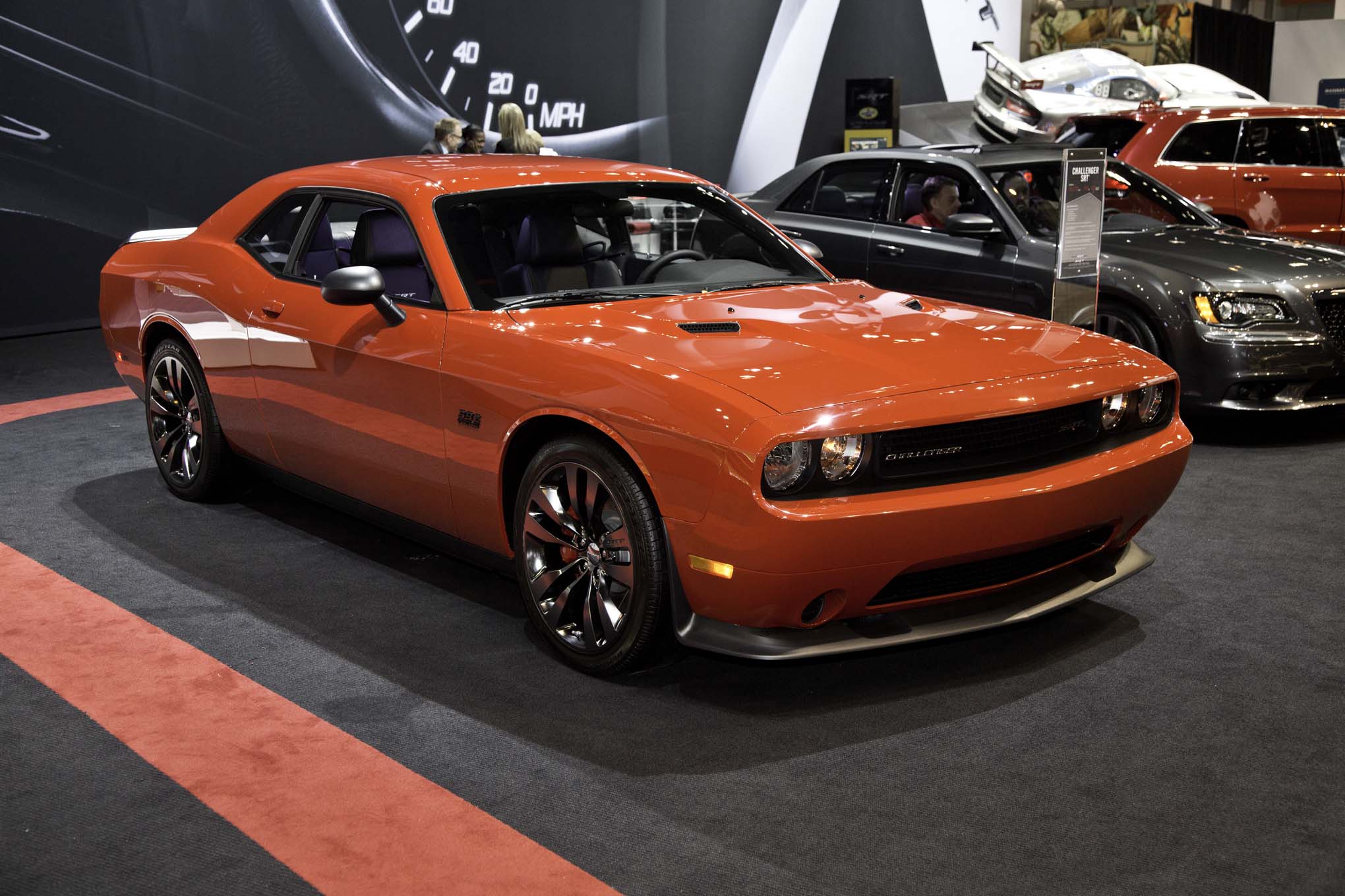 Srt Adds Satin Vapor Editions For 300 Challenger And