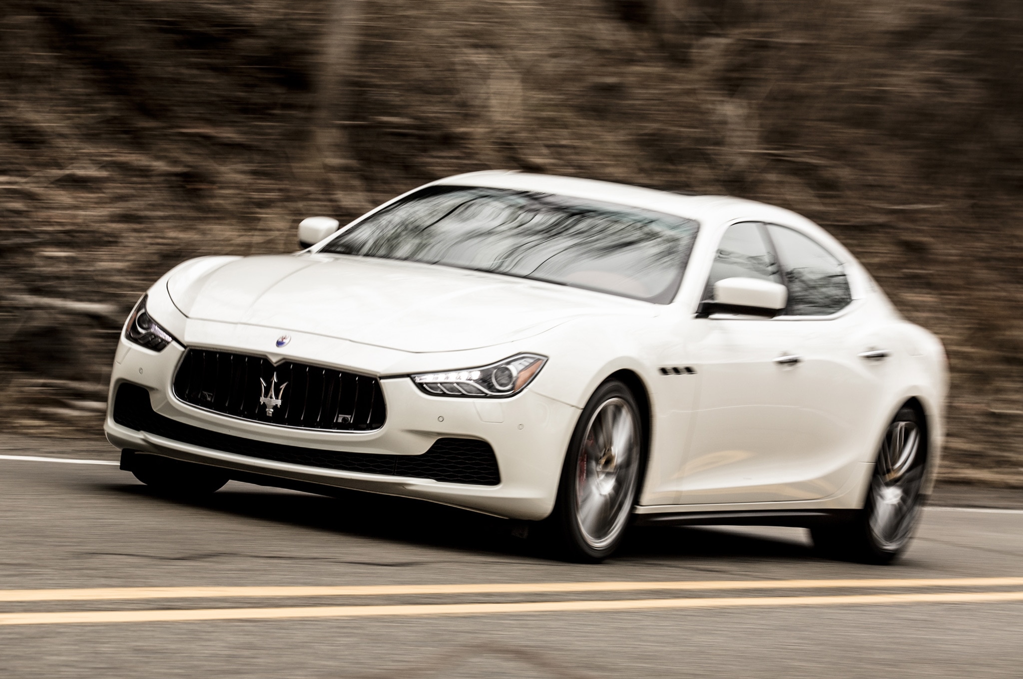 Maserati ghibli характеристики