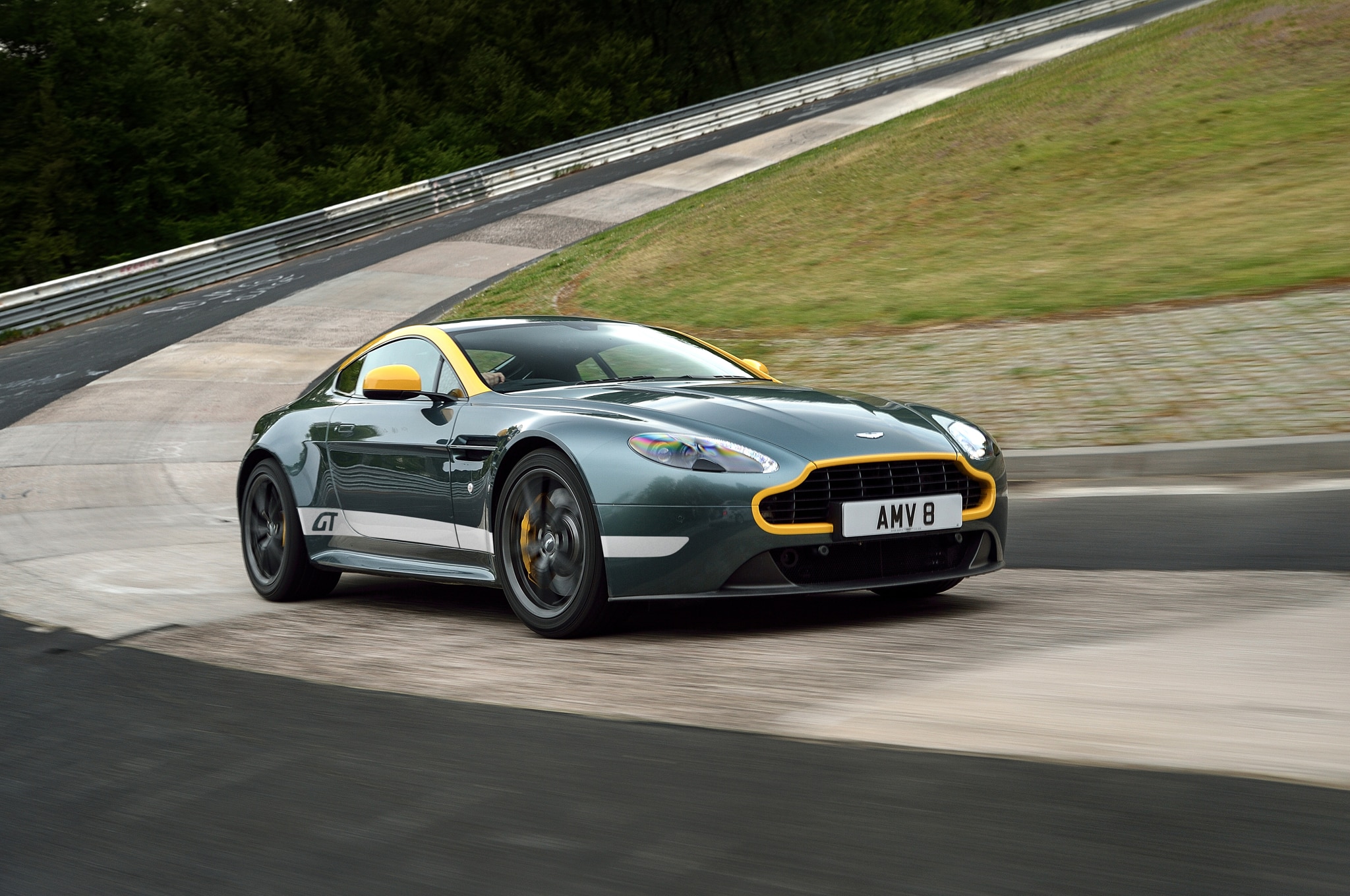 2015 Aston Martin V8 Vantage GT