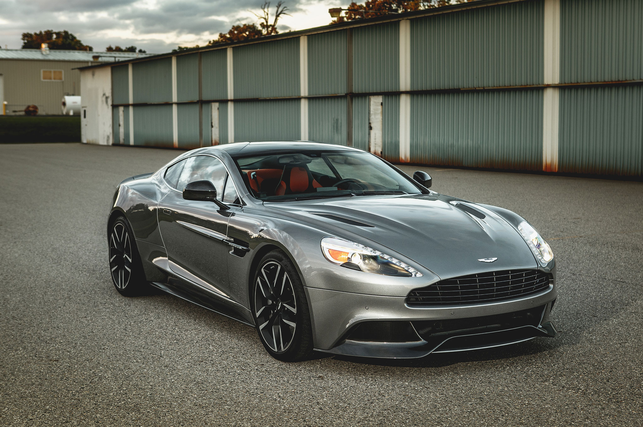 Luxury Redefined: The Aston Martin Vanquish 2015