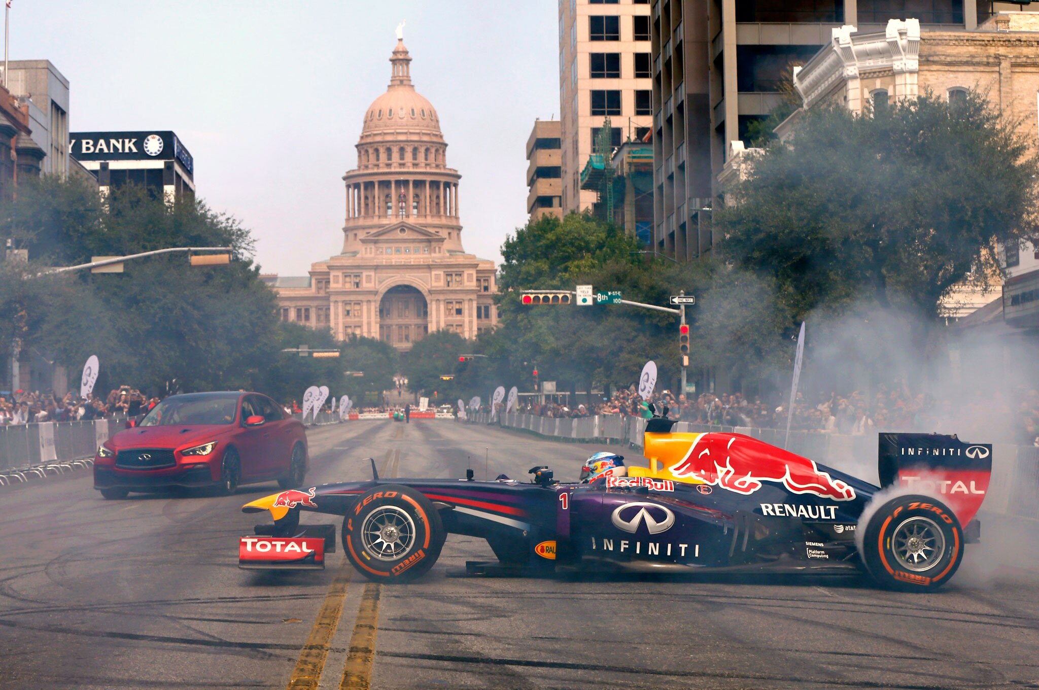Infiniti F1 Team Burns Rubber In The Streets Of Austin Texas
