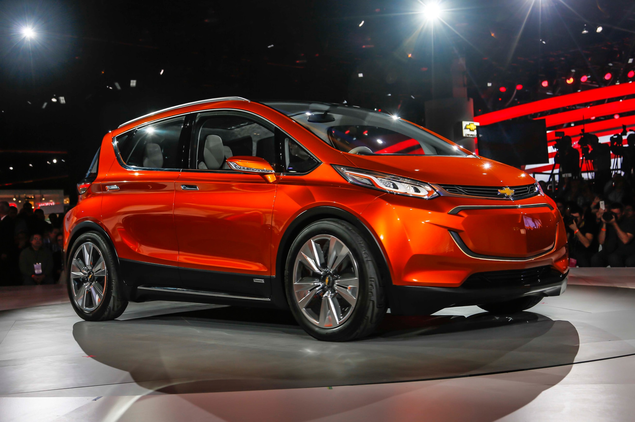 2015 Chevrolet Bolt Concept Previews FullElectric Hatchback