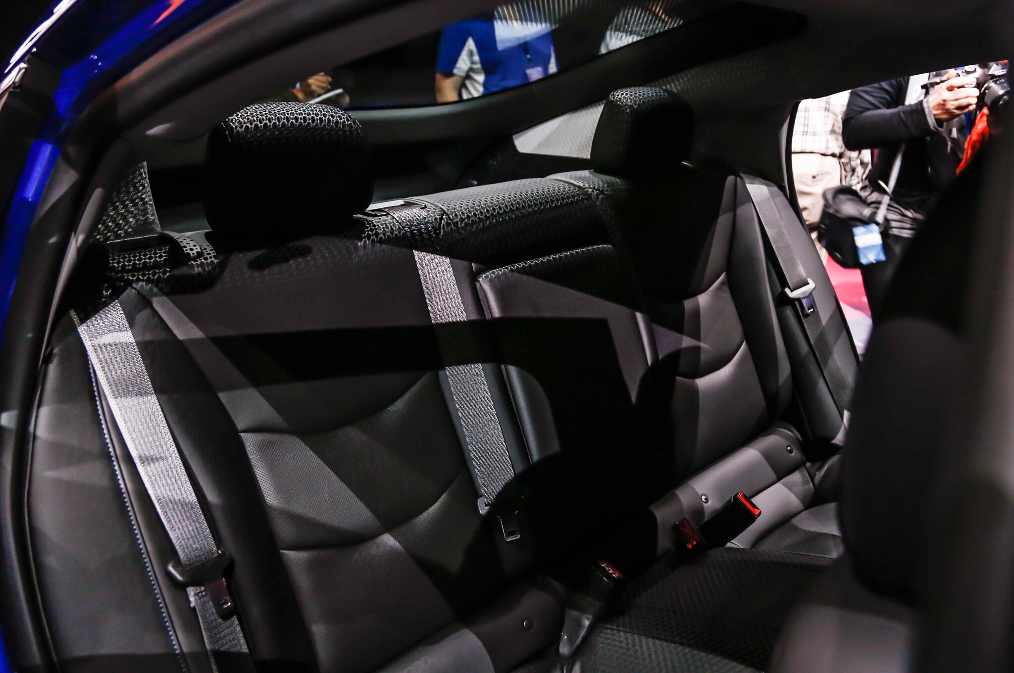 2016 Chevrolet Volt Gets Svelte Design 50 Mile Ev Range