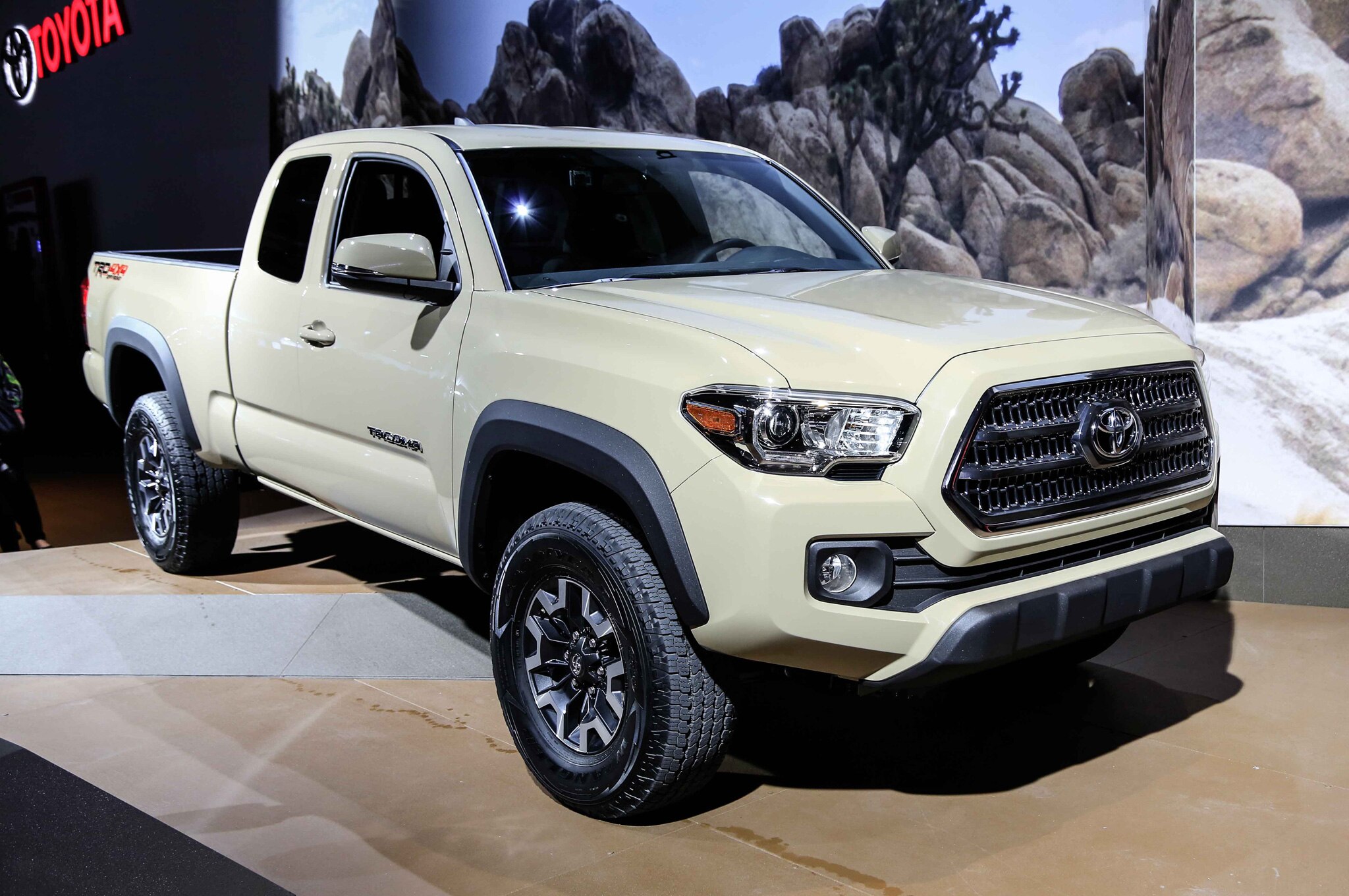 Toyota Tacoma 2016