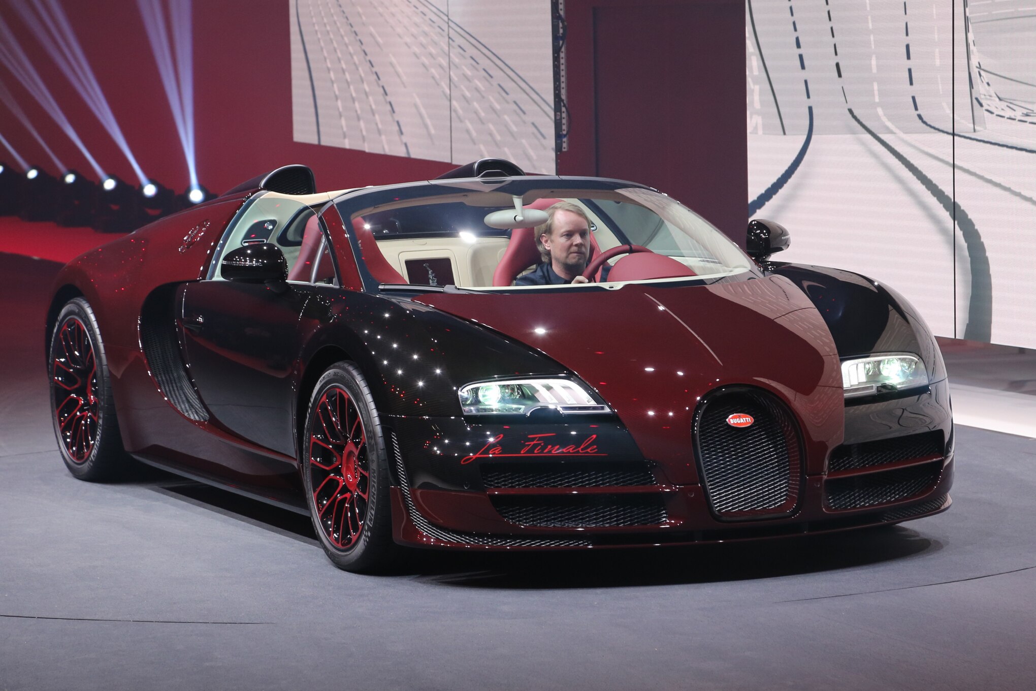 The Finale: A Spectacular Farewell To The Legendary Bugatti Veyron Grand Sport Vitesse