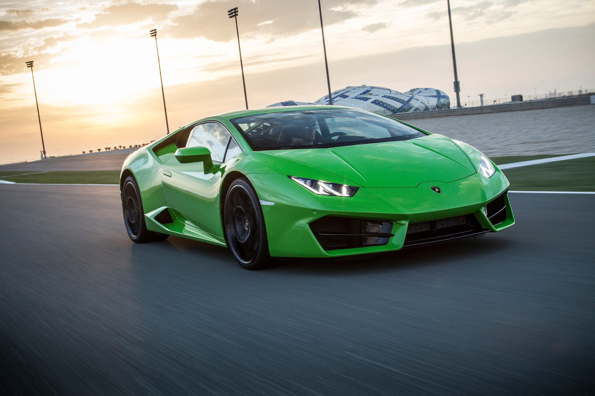 2016 Lamborghini Huracan Lp 580 2 Review Automobile