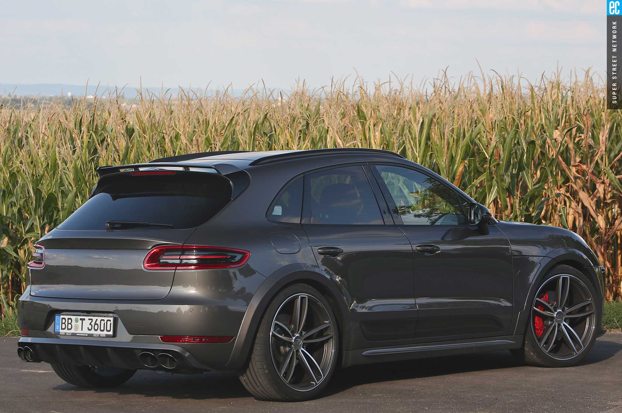 kids porsche macan