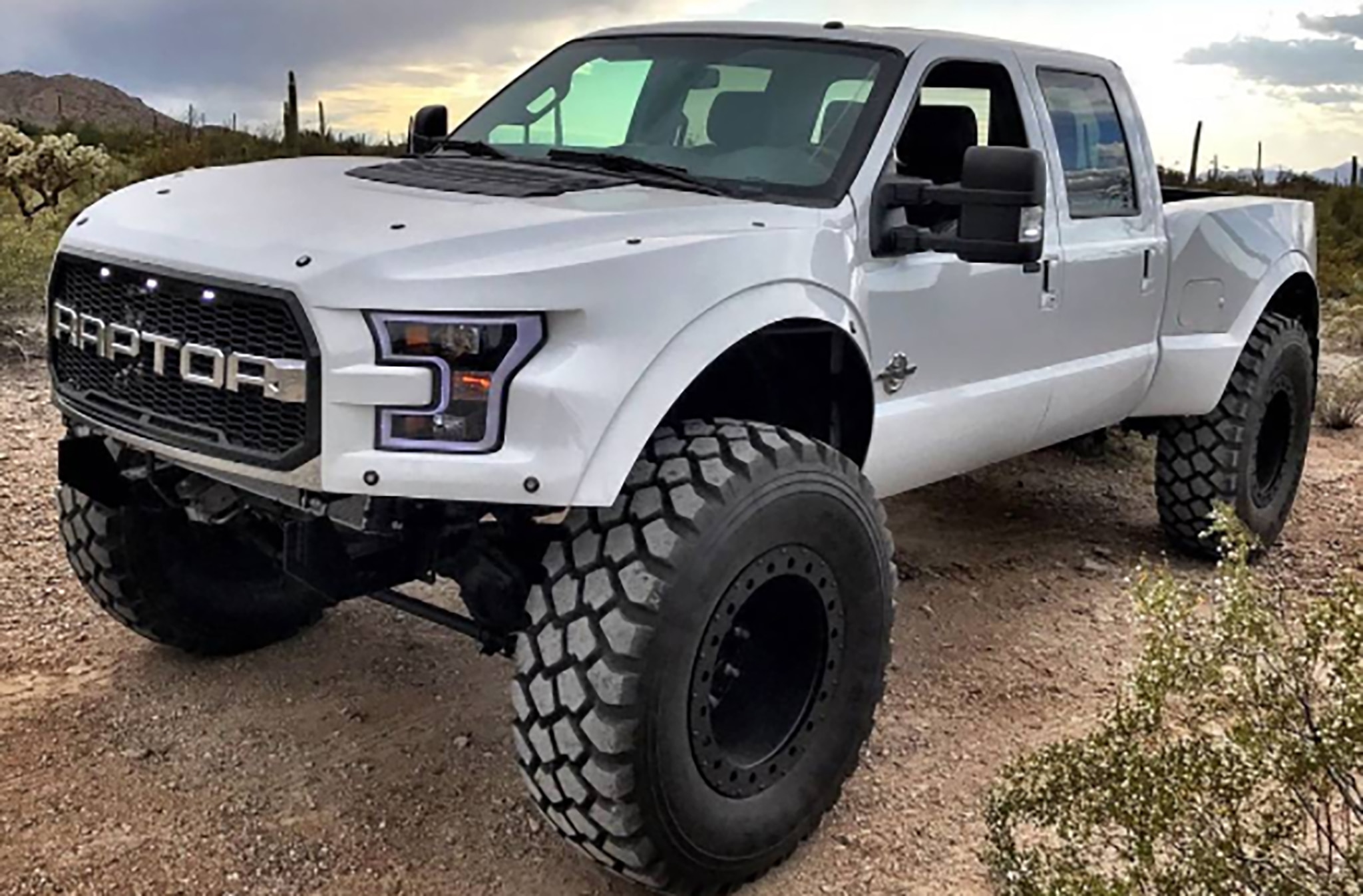 Move Over Ford Raptor The F 250 Megaraptor Wants To Play