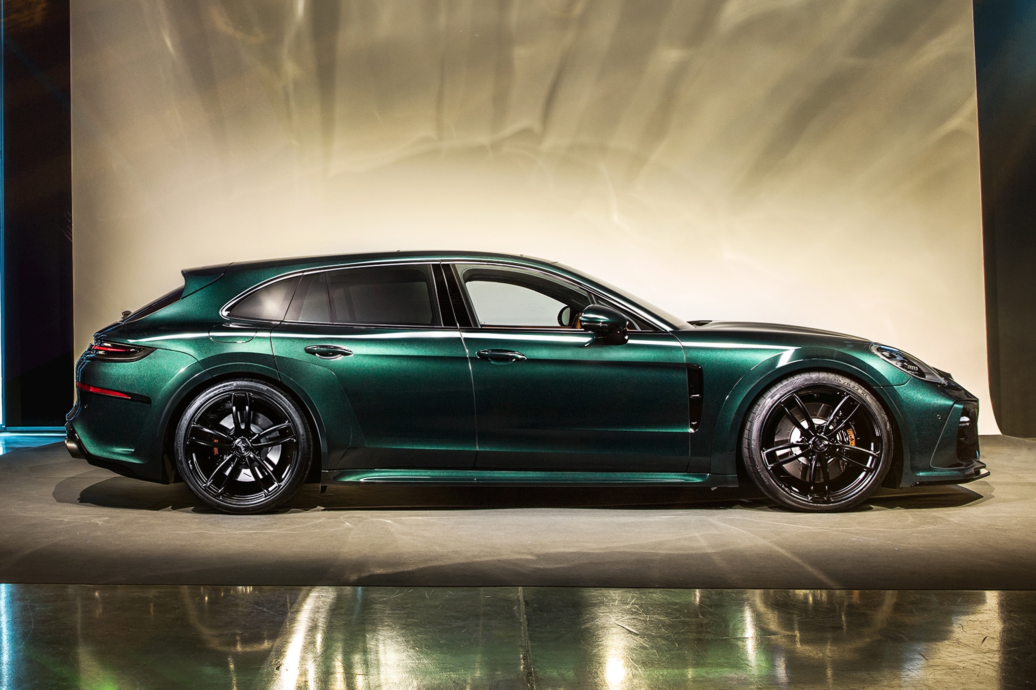 Techart’s Porsche Panamera Sport Turismo Package to Debut in Geneva