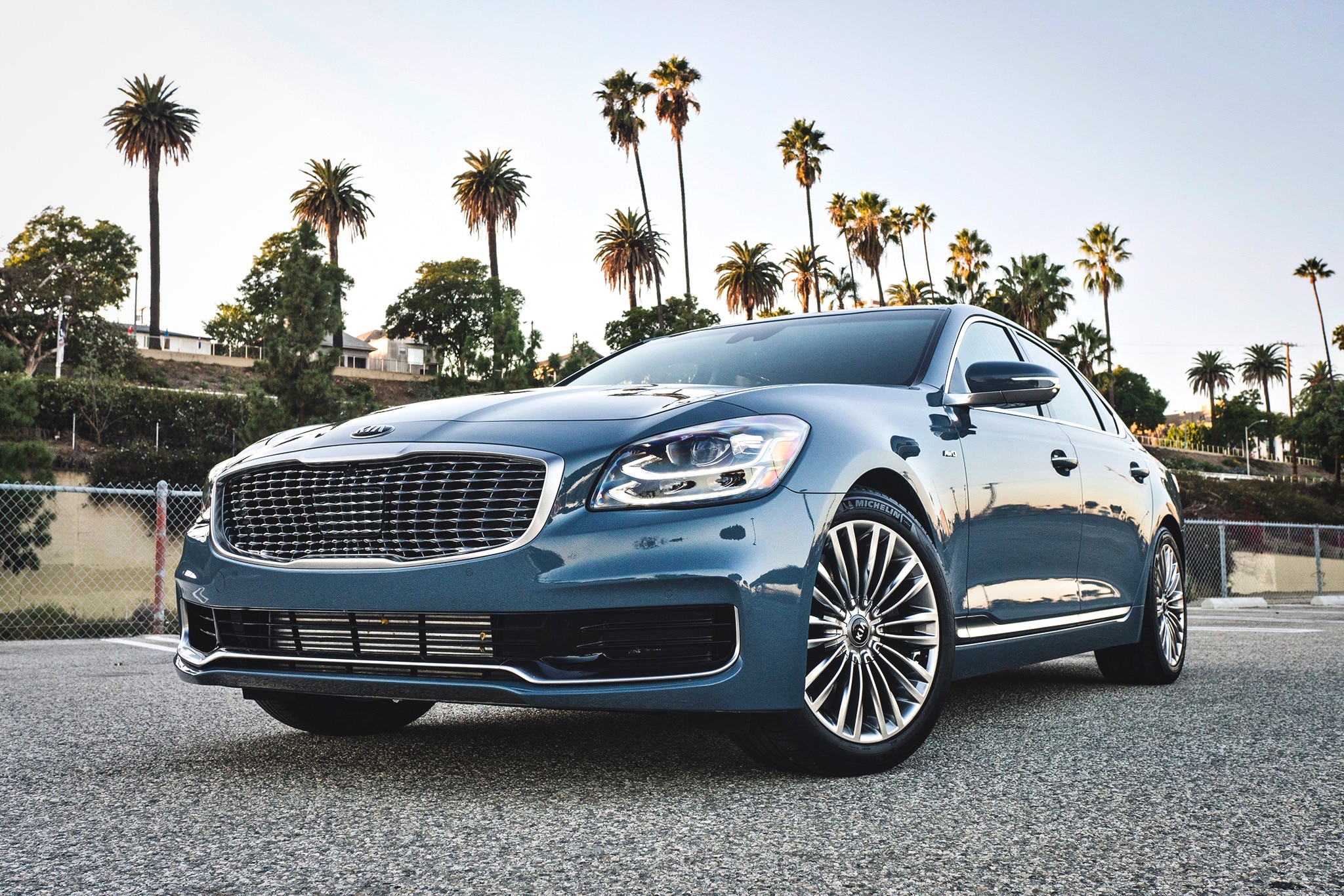 10 Reasons Why The 2019 Kia K900 Is Way Better Than Before Automobile Magazine