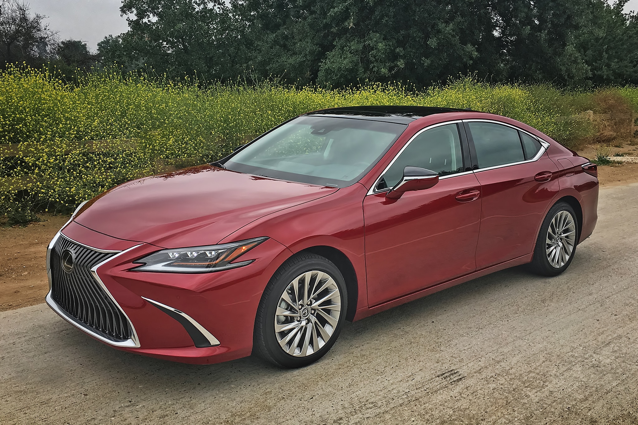 2019 Lexus ES350 Review: The Sound of Silence | Automobile Magazine