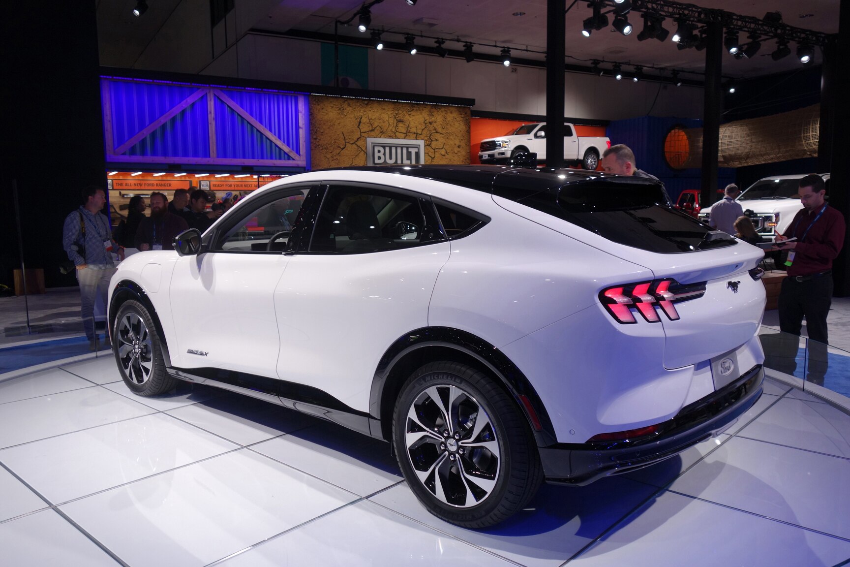 2019-Los-Angeles-Auto-Show-32-1.jpg