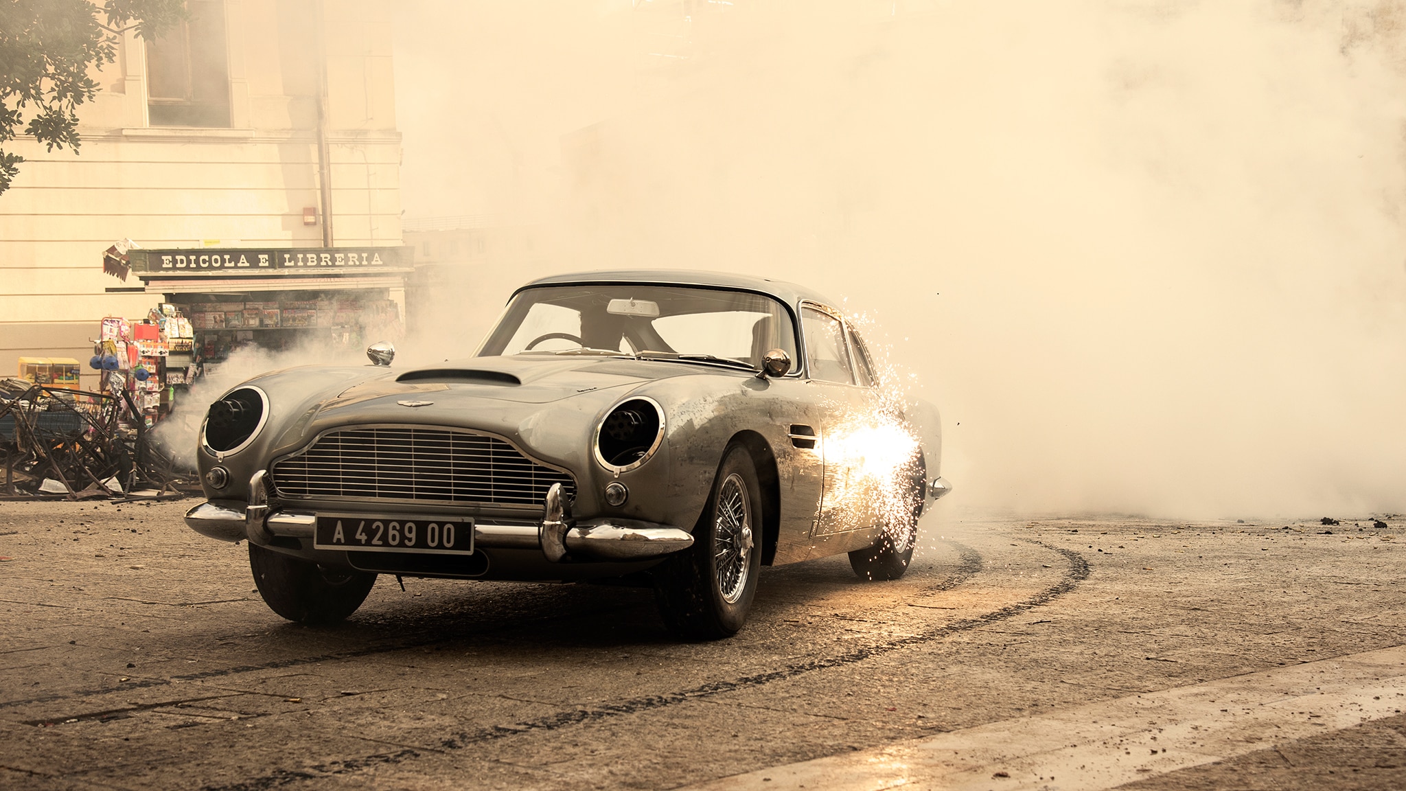 The 3 5 Million James Bond Aston Martin Db5 Gets Wild On The Set Of No Time To Die