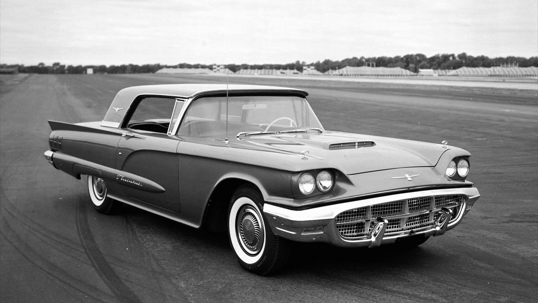 1958_Ford_Thunderbird