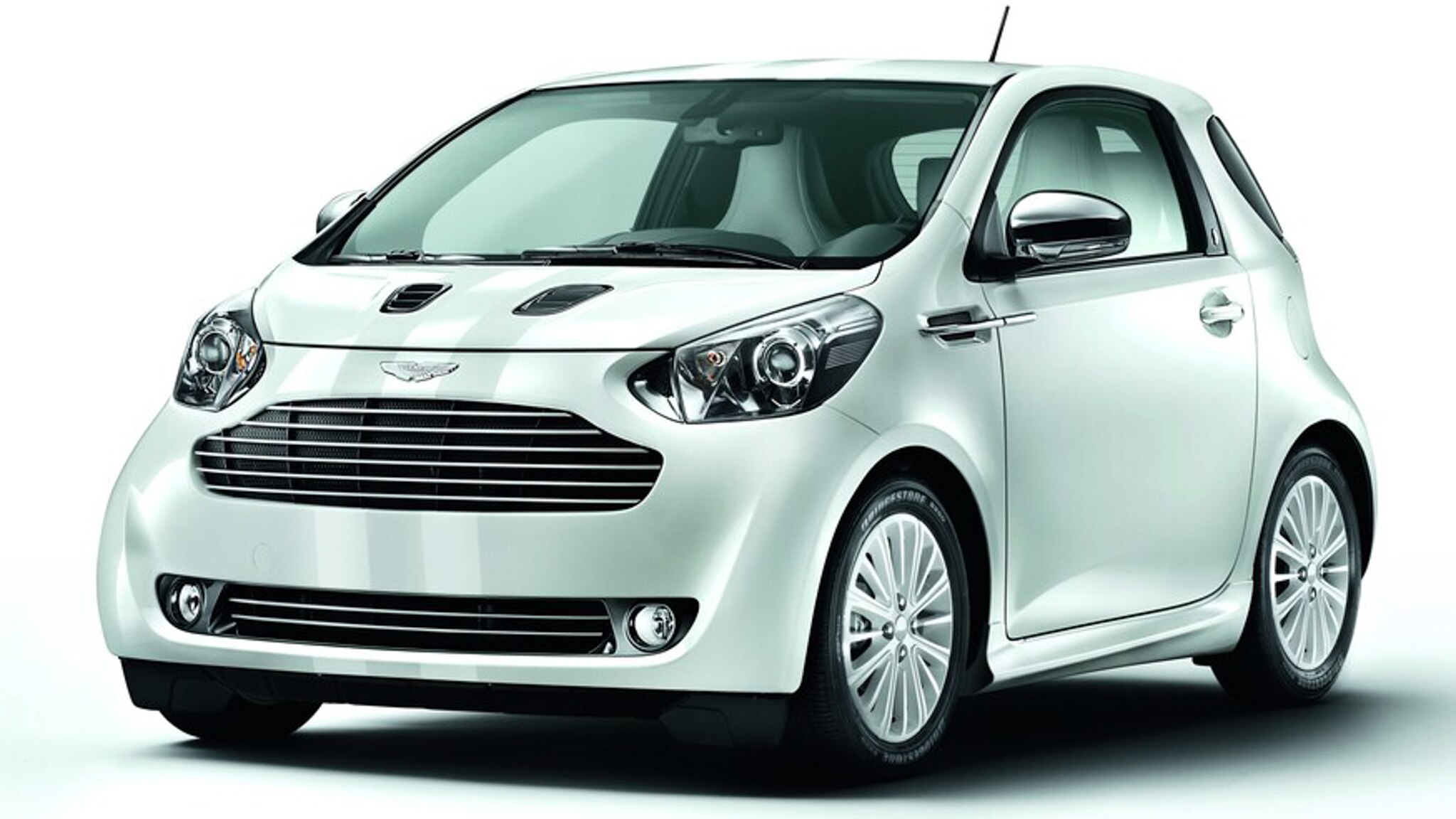 2011_Aston_Martin_Signet