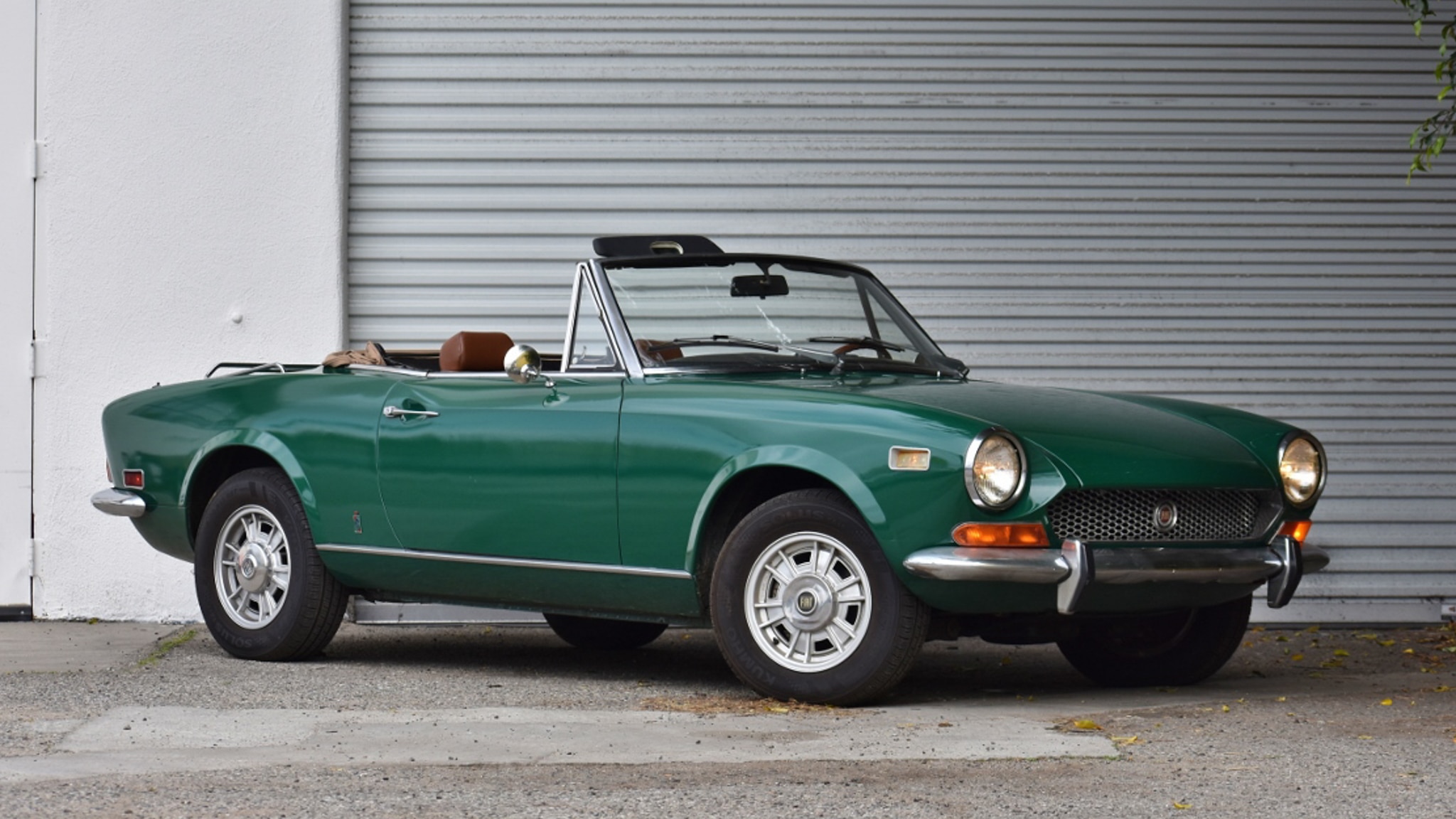 [Resim: 1971_fiat_124_spider_lead-image.jpg]