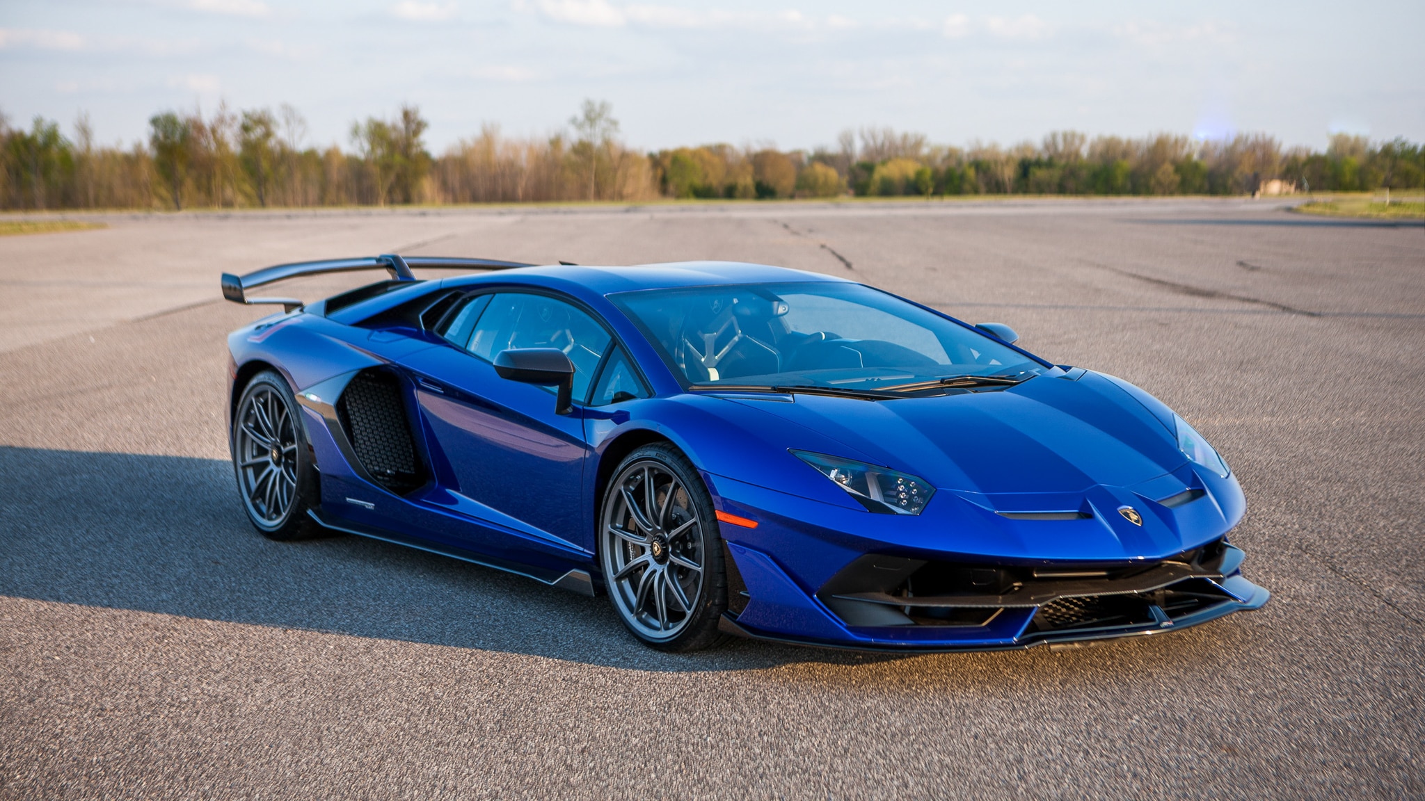 Lamborghini aventador стоимость