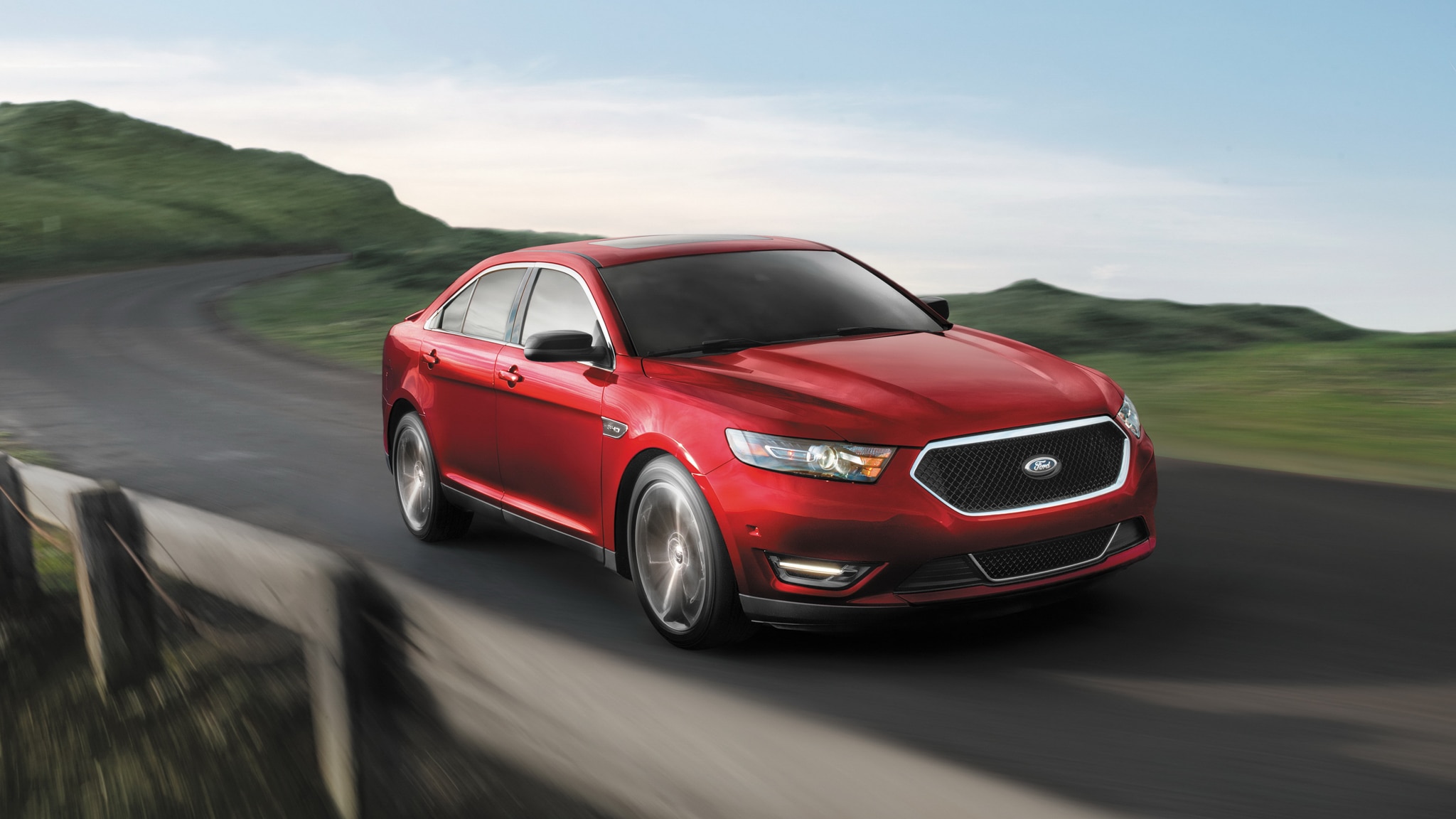 the ford taurus sho history generations differences