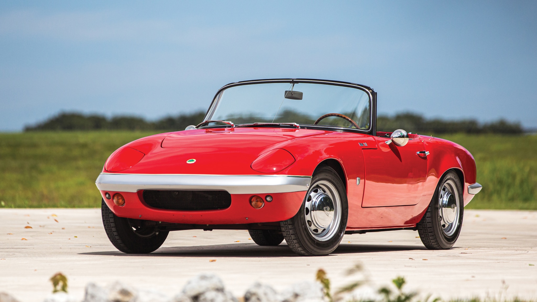 1965-Lotus-Elan-S2-front-three-quarter.jpg