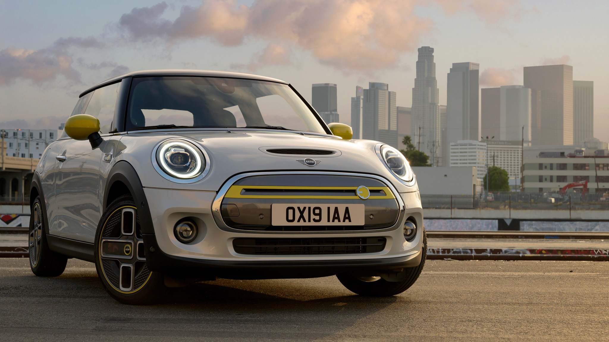 The Cheapest Electric Car on Sale Now 2020 Mini Cooper SE