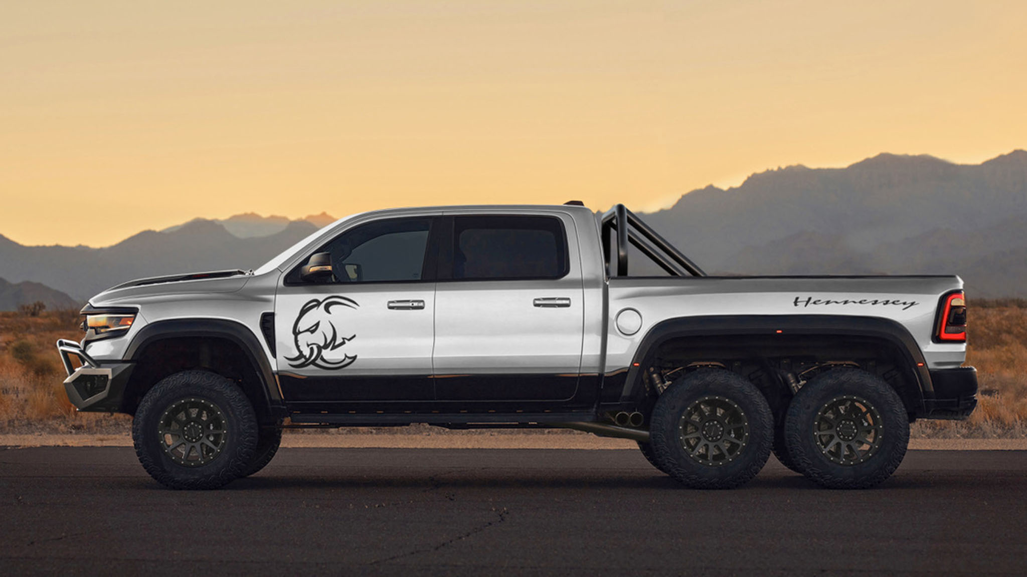 Truck Tent Dodge Ram 1500 : 2020 Ram 1500 Built to Serve Edition / The dodge ram 1500 looks sleek and even a little sexy, but averaging only 20 miles per gallon (mpg) does nothing for your wallet.