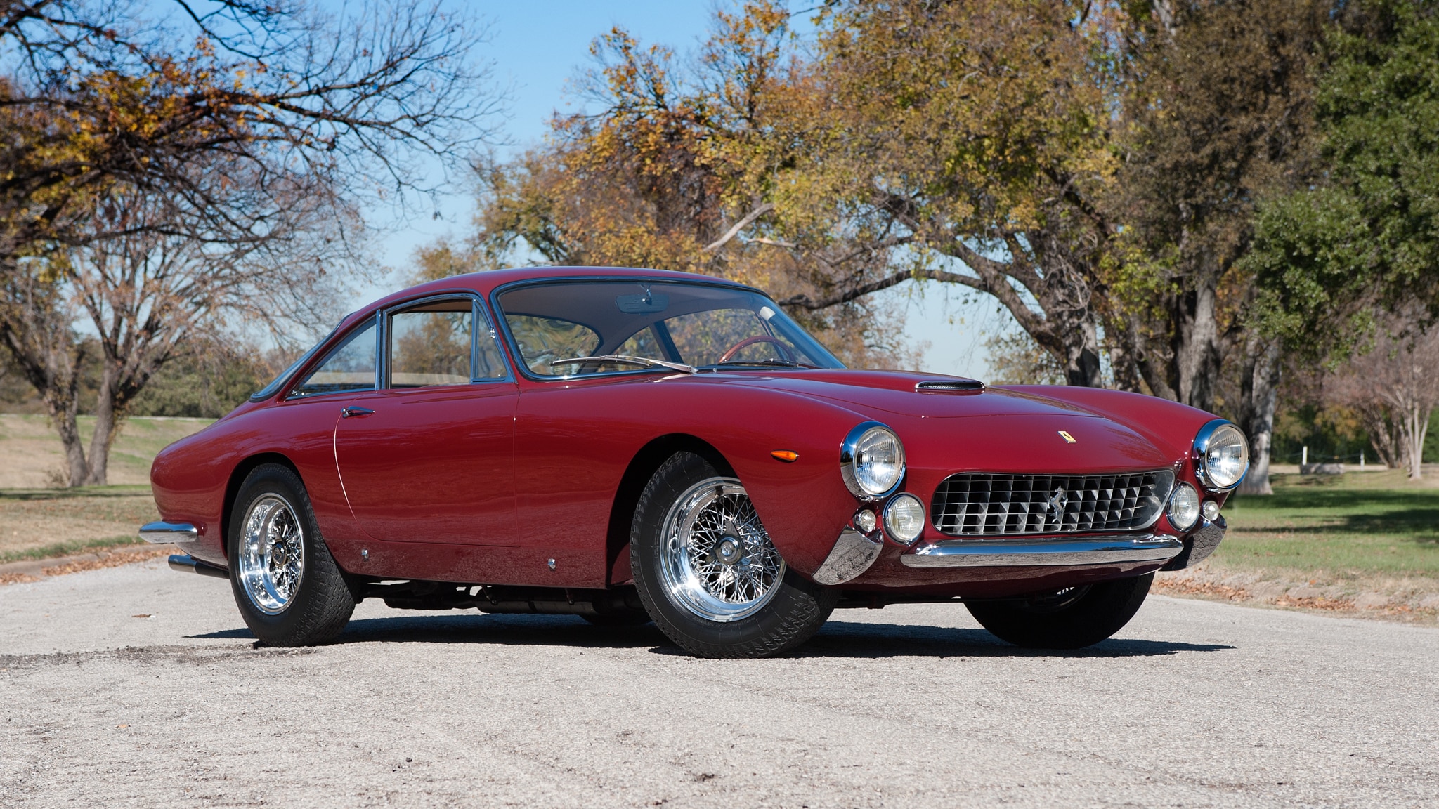 The Ferrari Lusso History Generations Specifications