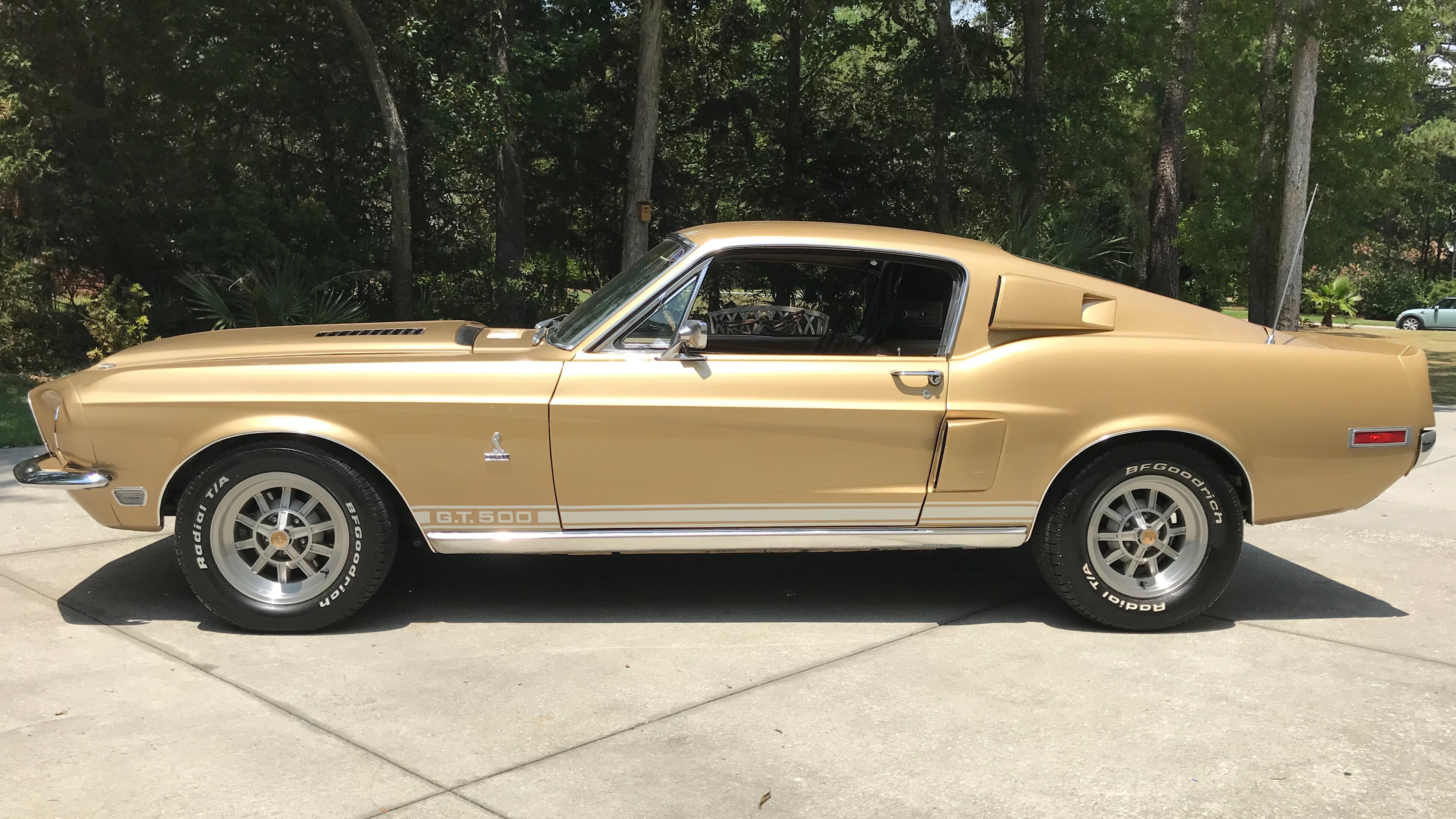 This 1968 Ford Mustang Shelby Gt500 Is A Golden God