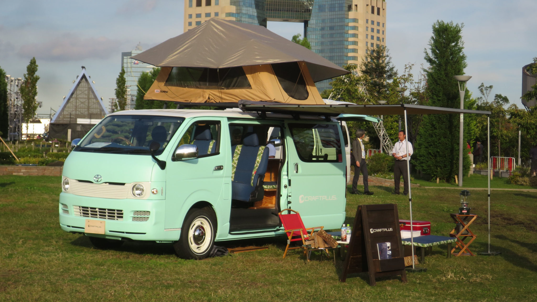 toyota hippie van