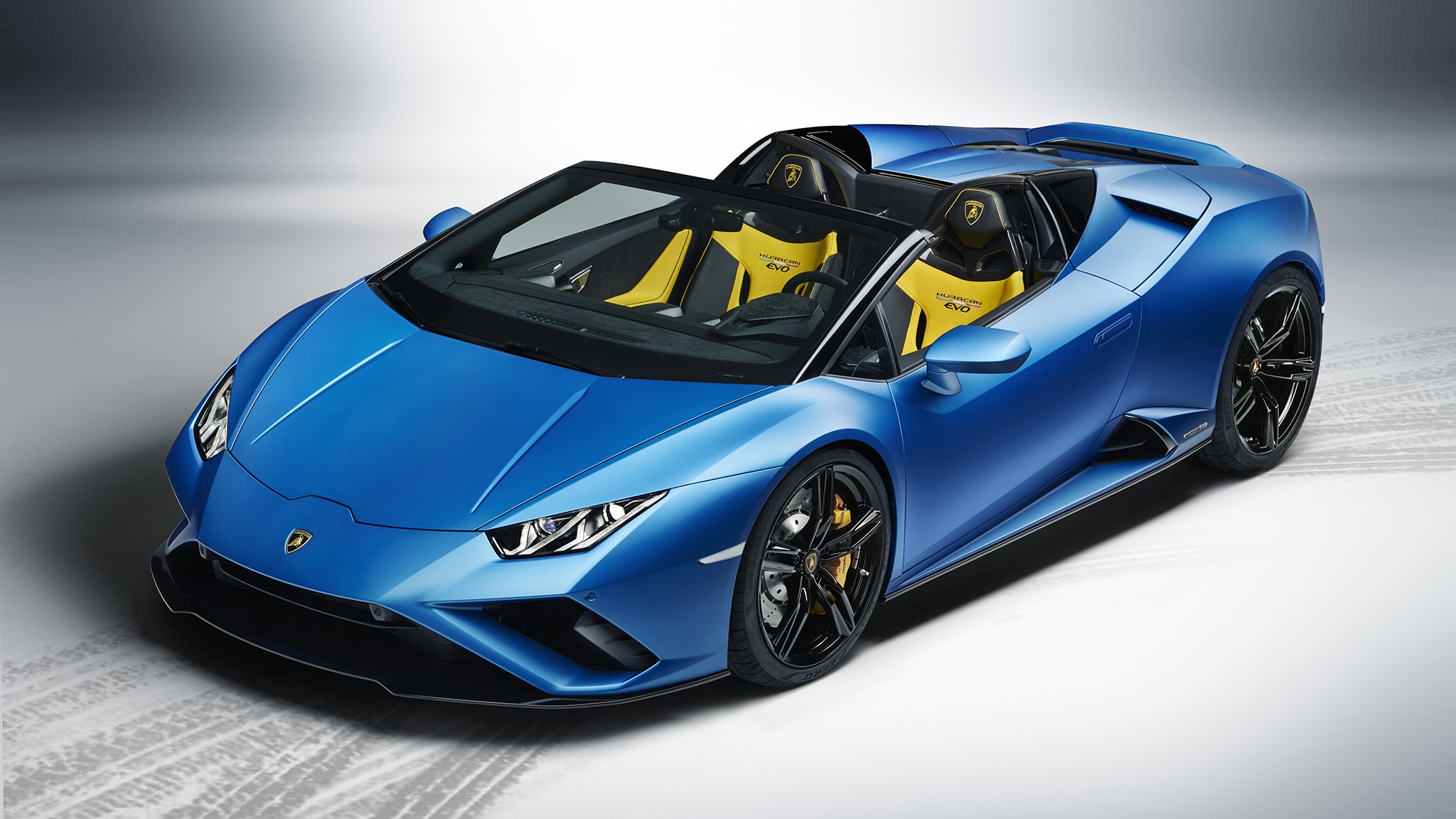 2021 Lamborghini Huracan Evo Spyder RWD: Less of More